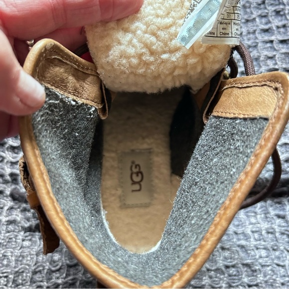 Ugg Tan Leather Cecile Fleece Lined Waterproof Lace Up Duck Boots Size 6 - Picture 14 of 15